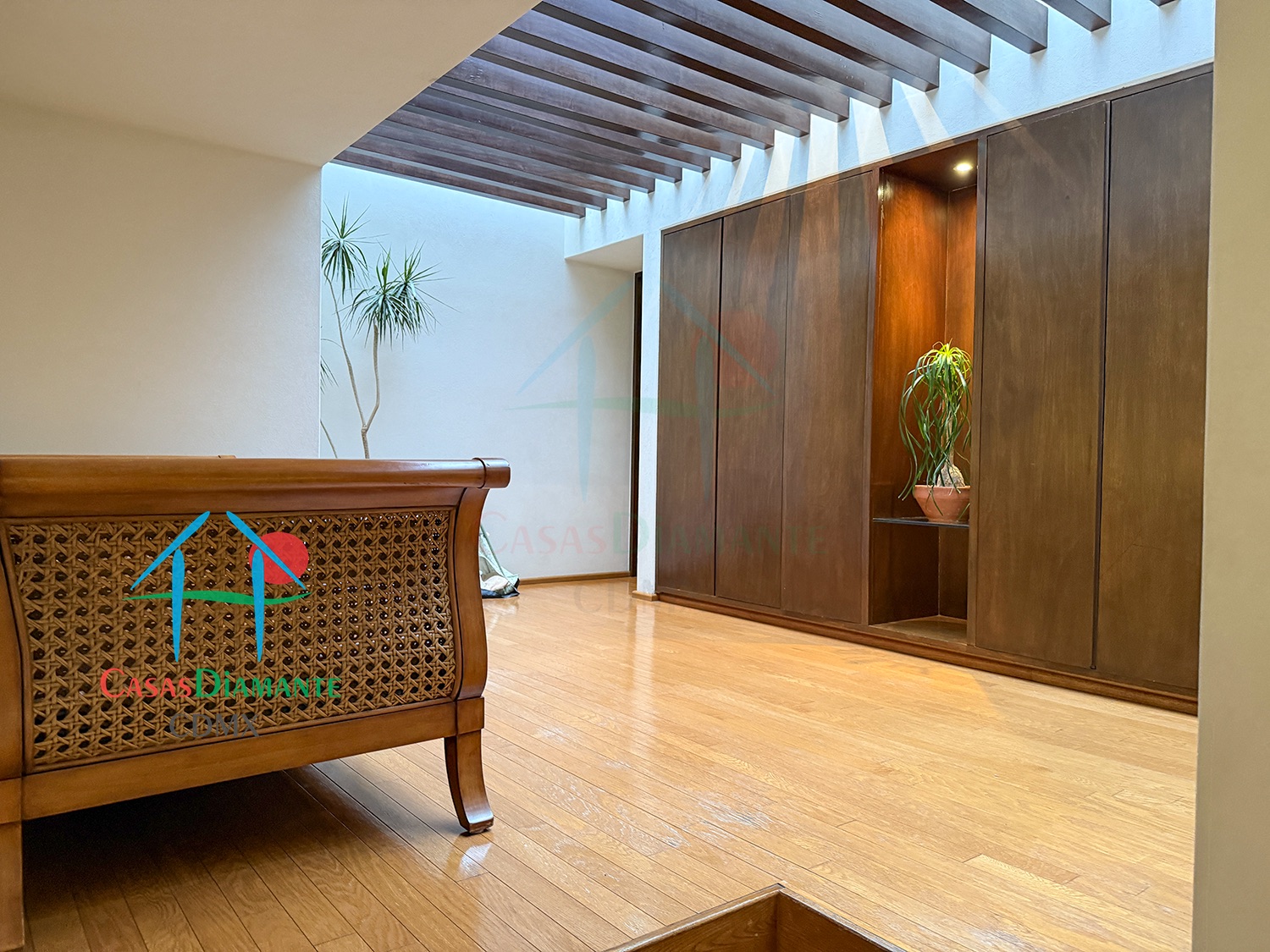 Jardines del Pedregal Casa Rivera EJ - Lobby recámara tres 1